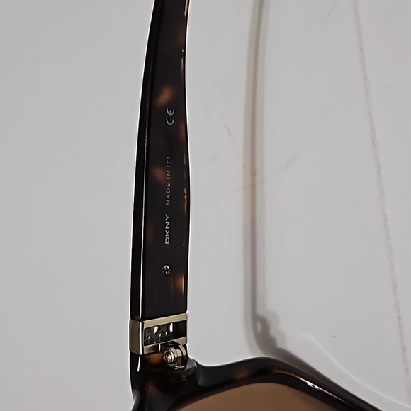 DKNY 411 Tortoise Women's Sunglass Frames Only #E-11 - Picture 6 of 9